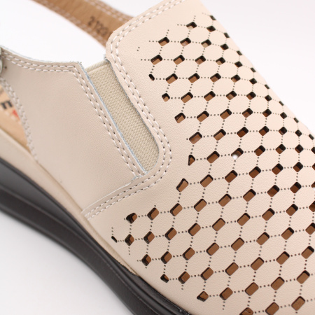 Босоножки TOFA