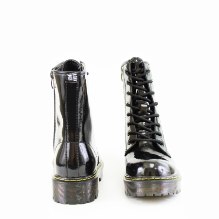 Лаковые ботинки Dr. Martens