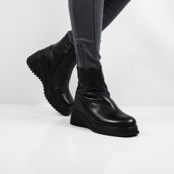 MADELLA зимние ботильоны на танкетке