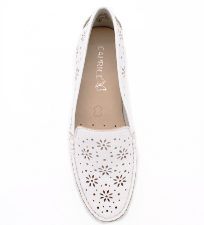 Белые мокасины с перфорацией CAPRICE