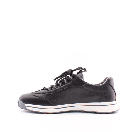 Черные кроссовки на белой подошве RESPECT