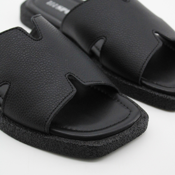 SPUR сабо классически черные