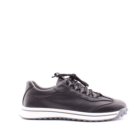 Черные кроссовки на белой подошве RESPECT