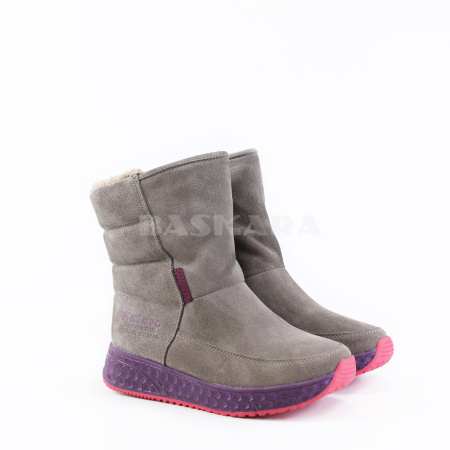 Ботинки замшевые на цветной подошве