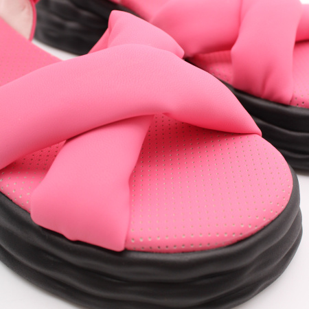 BONAVI розовые дутые босоножки