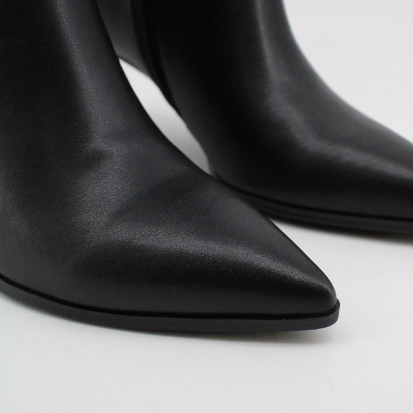 MADELLA сапоги на каблуке