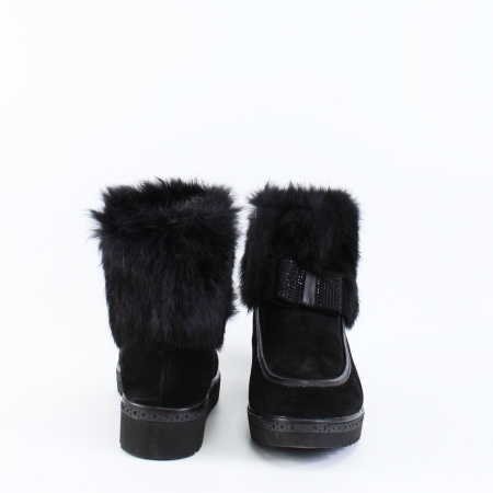 Черные замшевые ботинки с отворотом