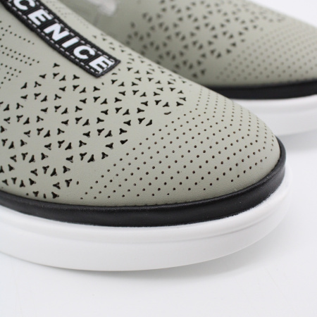 BADEN туфли с перфорацией