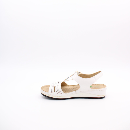 Сандалии на залипе