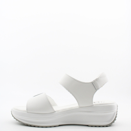 MADELLA босоножки